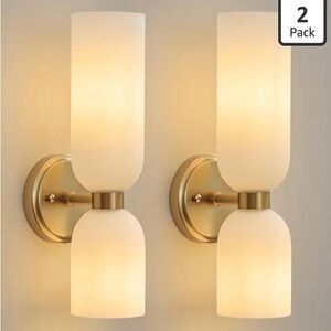Set of 2 brass/gold wall sconces